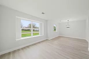 7435 Neal Ridge Dr, Houston, TX 77489 - Photo 4