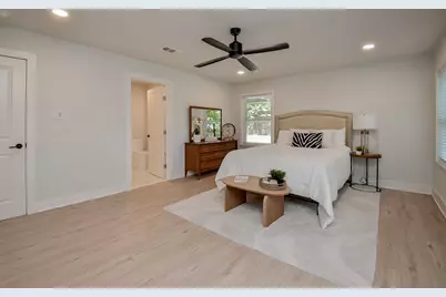 4302 McDermed Drive, Houston, TX 77035 - Photo 36