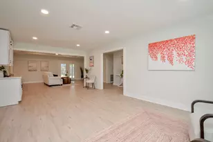 4302 McDermed Dr, Houston, TX 77035 - Photo 14