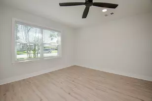 4302 McDermed Dr, Houston, TX 77035 - Photo 34