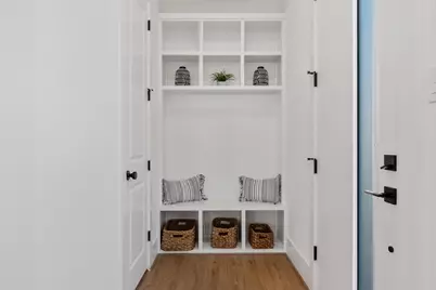 5630 Azores, Houston, TX 77091 - Photo 8