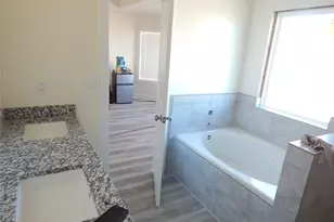 18433 Novarra Dr, Conroe, TX 77306 - Photo 18