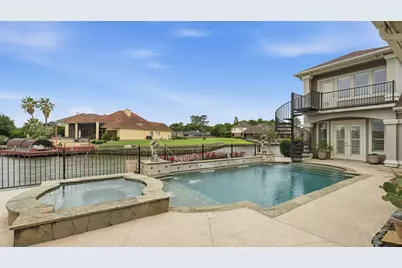 9305 Old River Court E, Montgomery, TX 77356 - Photo 40