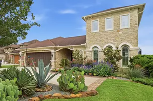 9305 Old River Ct E, Montgomery, TX 77356 - Photo 2
