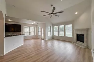 235 Soaring Pines Pl, Montgomery, TX 77316 - Photo 4