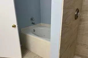 2063 Greencrest Dr, Missouri City, TX 77489 - Photo 4