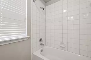 444 Round Lake Dr, Rosenberg, TX 77469 - Photo 32