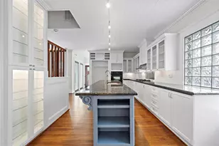 3404 Audubon Pl, Houston, TX 77006 - Photo 10