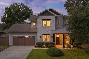 746 W 42nd St, Houston, TX 77018 - Photo 2