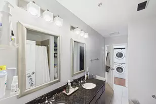 300 St Joseph Pkwy, Houston, TX 77002 - Photo 12
