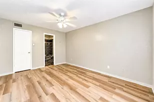 6606 De Moss Dr, Houston, TX 77074 - Photo 32