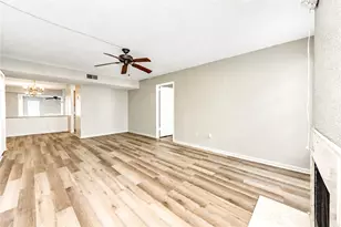 6606 De Moss Dr, Houston, TX 77074 - Photo 40