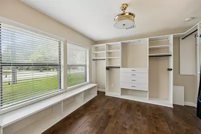 1613 S Hood Street, Alvin, TX 77511 - Photo 12