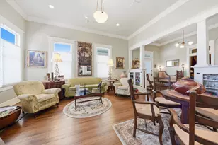 303 Ross St, Brenham, TX 77833 - Photo 12