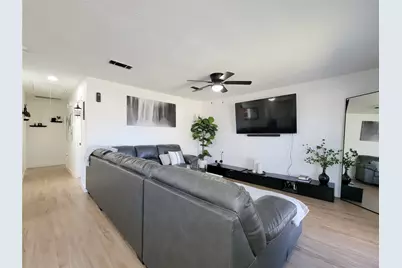 4910 27th Street, Dickinson, TX 77539 - Photo 6