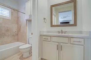 1539 Haddon St, Houston, TX 77006 - Photo 6