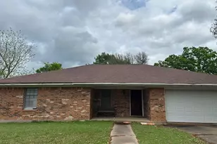 1601 Westwind Dr, Brenham, TX 77833 - Photo 6