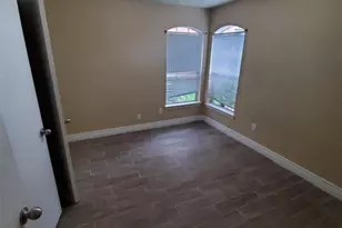 171 Horn Ct, Baytown, TX 77523 - Photo 18