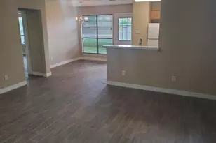 171 Horn Ct, Baytown, TX 77523 - Photo 8