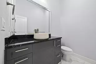 14002 Woodthorpe Ln, Houston, TX 77079 - Photo 18