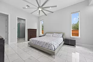14002 Woodthorpe Ln, Houston, TX 77079 - Photo 22