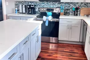 2811 Ave Q 1/2, Galveston, TX 77550 - Photo 14