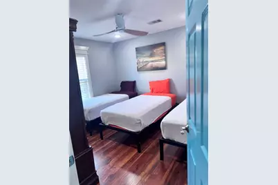 2811 Avenue Q 1/2, Galveston, TX 77550 - Photo 24
