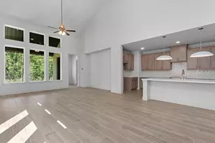 206 Sierra Stream Ln, Conroe, TX 77304 - Photo 4