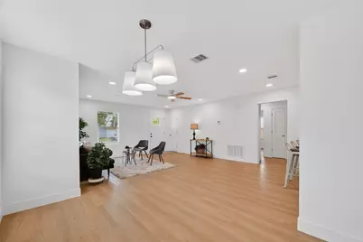 6622 Moss Rose Street, Houston, TX 77087 - Photo 10