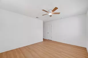 6622 Moss Rose St, Houston, TX 77087 - Photo 30