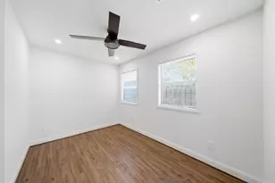 2519 Tannehill Dr, Houston, TX 77008 - Photo 14