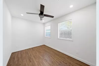 2519 Tannehill Drive, Houston, TX 77008 - Photo 16