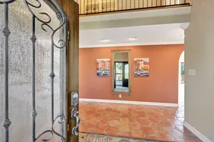 18718 Martinique Dr, Houston, TX 77058 - Photo 4