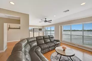 18718 Martinique Dr, Houston, TX 85310 - Photo 38