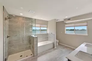 18718 Martinique Dr, Houston, TX 77058 - Photo 18