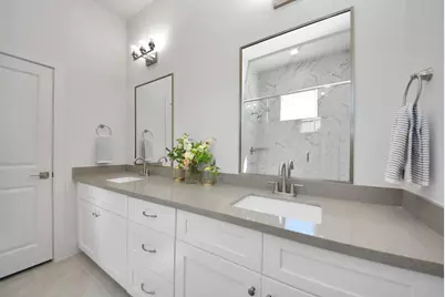 5222 Edgewood Street, Houston, TX 77011 - Photo 34