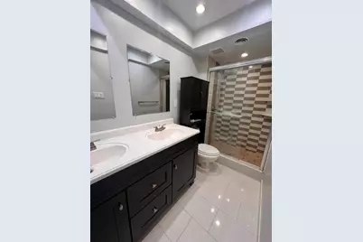 9543 Beverlyhill St, Houston, TX 77063 - Photo 12