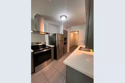 9543 Beverlyhill St, Houston, TX 77063 - Photo 6