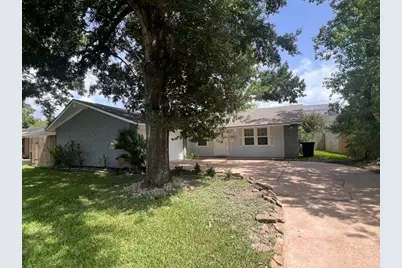 9543 Beverlyhill St, Houston, TX 77063 - Photo 2