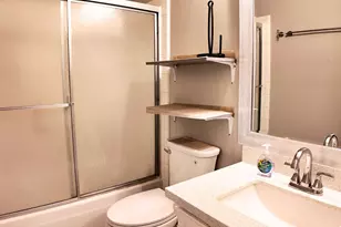 10070 Green Valley Ln, Houston, TX 77064 - Photo 20