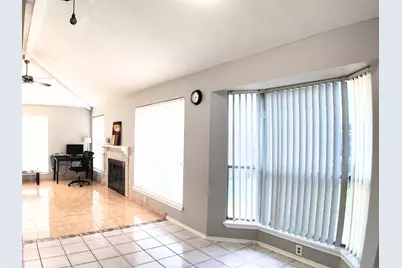 10070 Green Valley Lane, Houston, TX 77064 - Photo 12