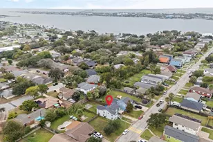 1901 Bayou Homes Dr, Galveston, TX 77551 - Photo 44