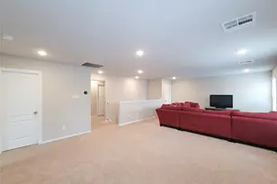 24811 Crimson Pine Dr, Houston, TX 77336 - Photo 32