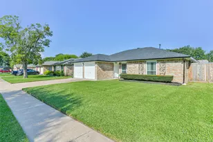 3205 Brookhurst Ln, Deer Park, TX 77536 - Photo 2