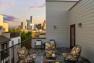 1005 Bingham St, Houston, TX 77007 - Photo 2