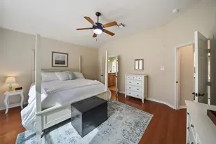 122 W Russet Grove Cir, The Woodlands, TX 77384 - Photo 18