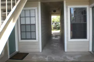 12660 Ashford Point Dr, Houston, TX 77082 - Photo 2