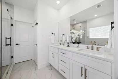 5626 Camino Encantado Drive, Houston, TX 77091 - Photo 24