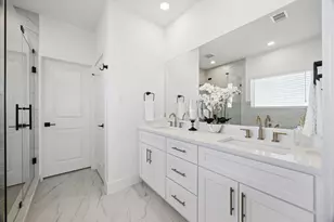 5626 Camino Encantado Dr, Houston, TX 77091 - Photo 24