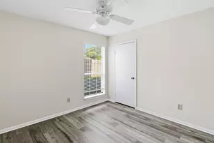 2800 Jeanetta St, Houston, TX 77063 - Photo 20